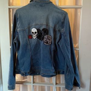 Carol’s Kids jean Distressed stretched jacket size M in great condition